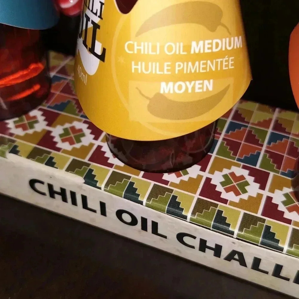 Colorful Poncho Bottle chili oil gift set New - Picture 7 of 8